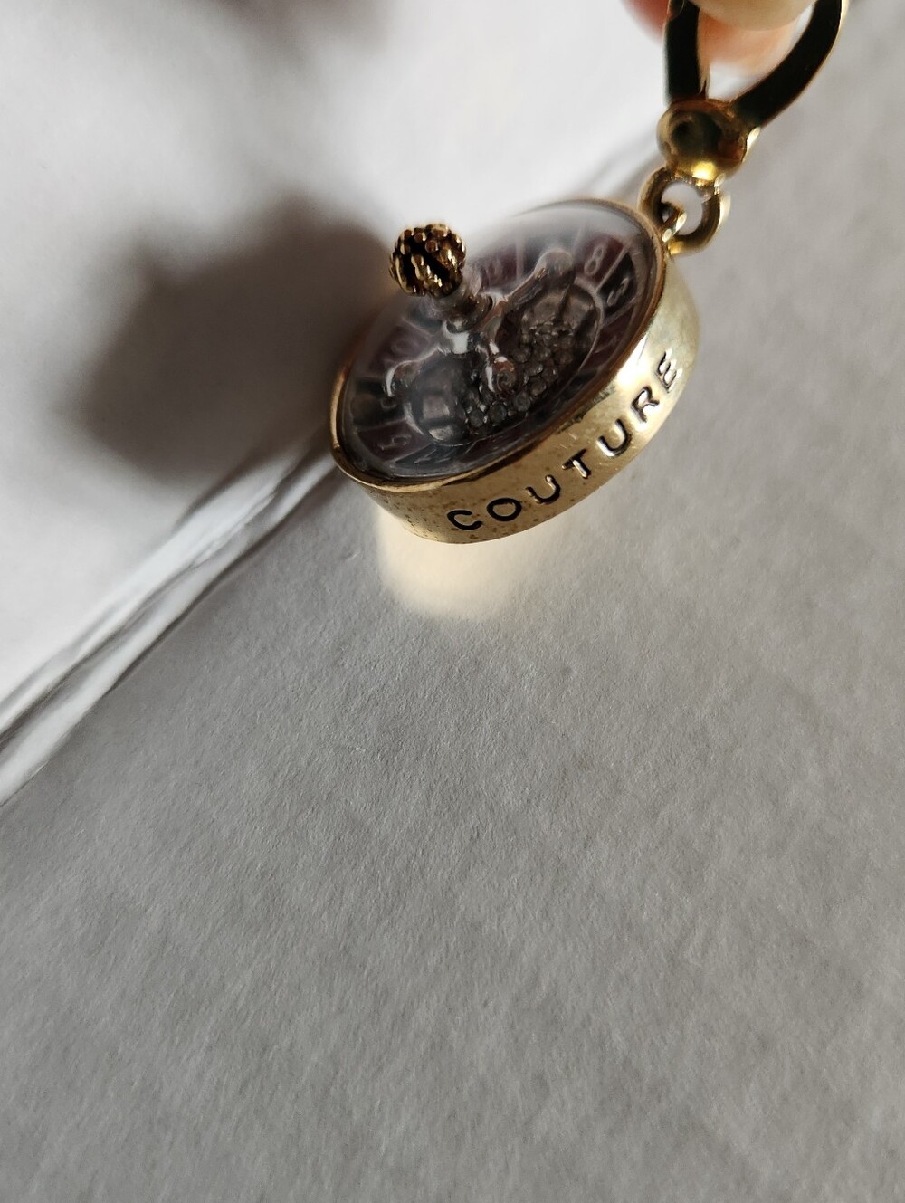 Juicy Couture Roulette Wheel Charm 2005 Rare Vintage Y2K Gold Tone - Picture 8 of 13